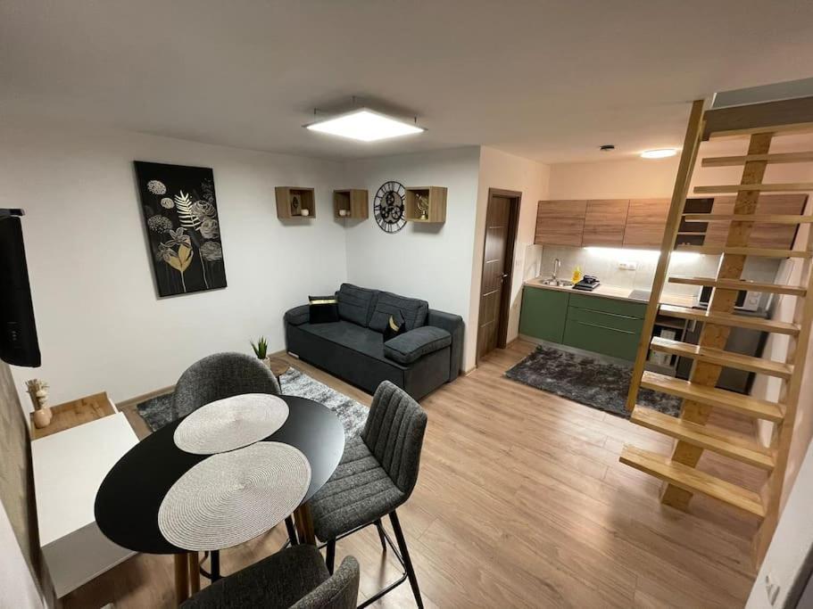 Apartman 4You: Karlo I Klara Osijek Exterior photo