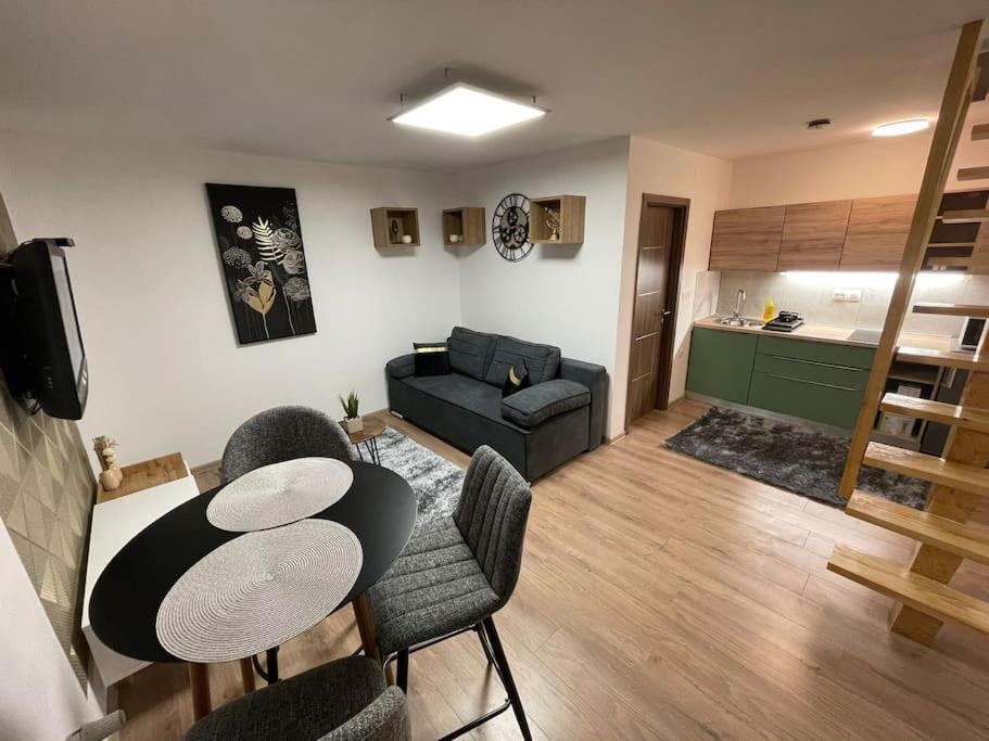 Apartman 4You: Karlo I Klara Osijek Exterior photo